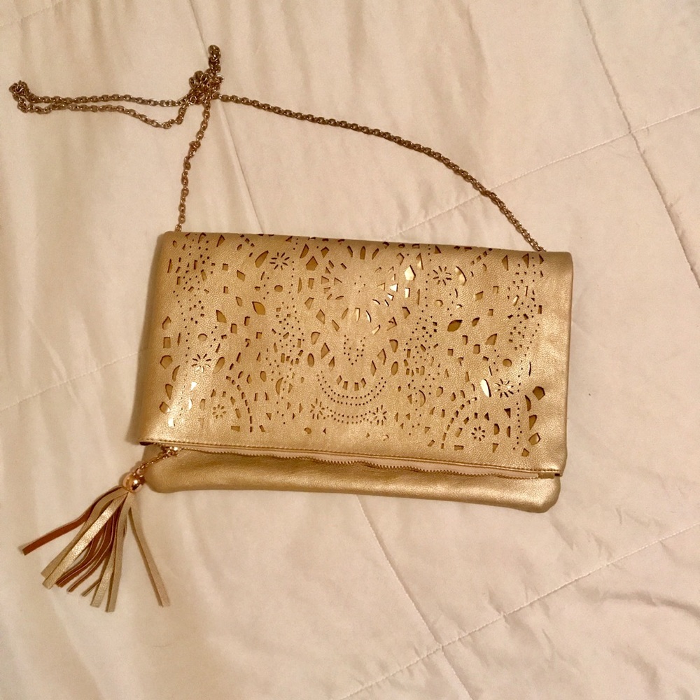 Gold clutch